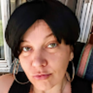 Meet your Posher, Stacy